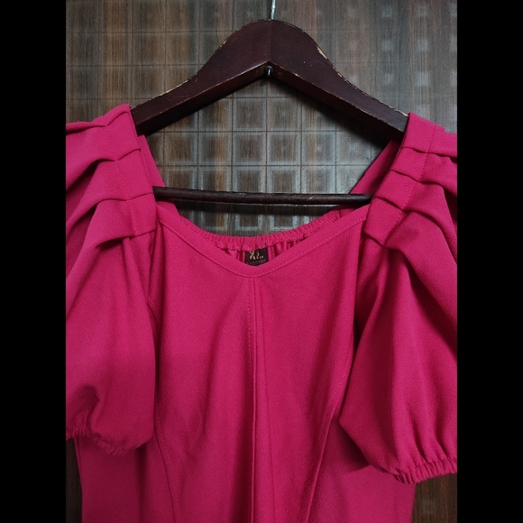 Pink puffed sleeve top - Picture 5 of 6